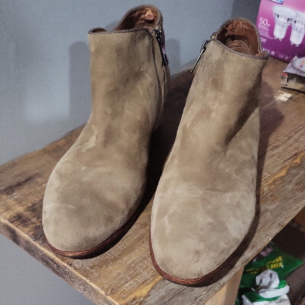 Sam Edelman Women's Tan Suede Ankle Booties